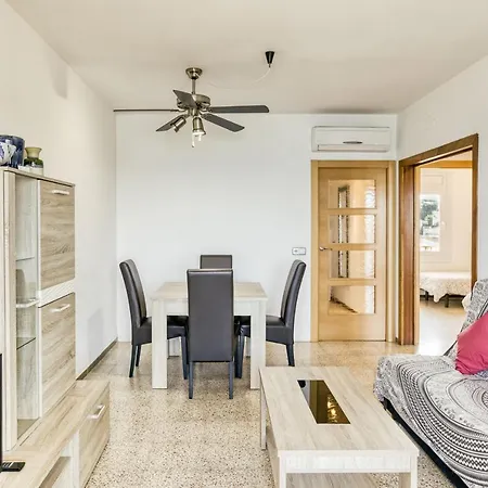 Apartament Riells Platja *
